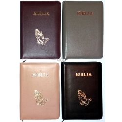 Biblii medii, in piele si fermoar